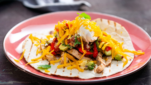 Fajite sa svinjetinom i paprikama