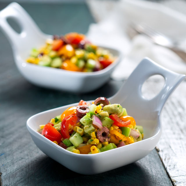 Salata od pečenog kukuruza i avokada