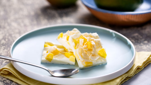 Sladoledni kvadrati s mangom