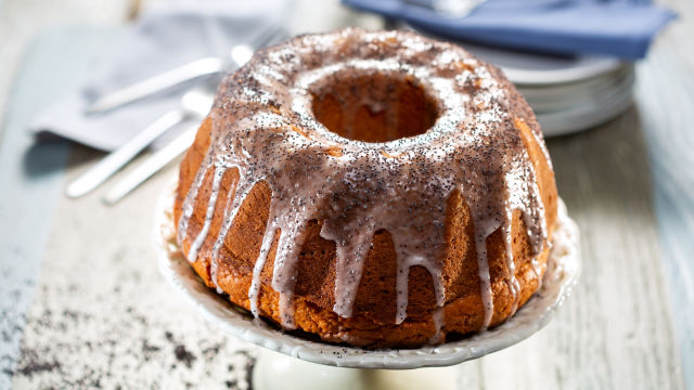 Torta od smeđeg maslaca s preljevom od maka