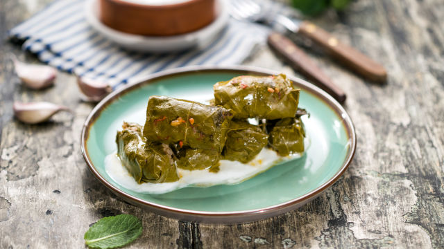 Listovi vinove loze punjeni janjetinom