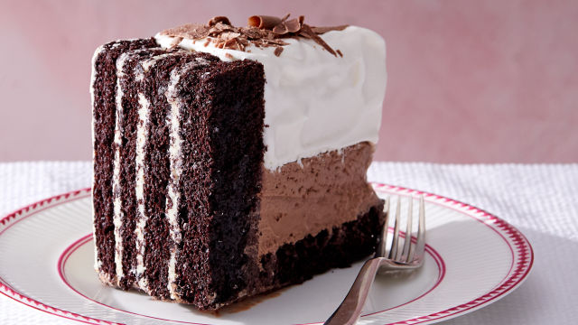 Torta sa sladoledom i trostrukim čokoladnim užitkom