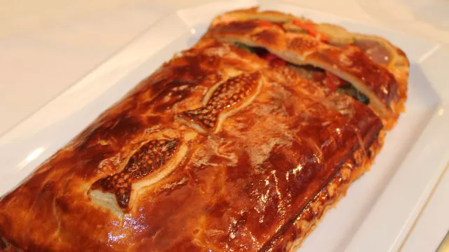 Losos en croute sa crvenim pestom i pečenim povrćem