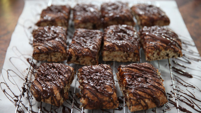 Slatki kruh sa sodom i karamelom