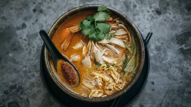 Saravaška laksa