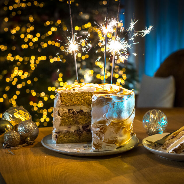 Pečena torta Aljaska