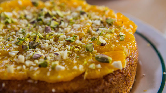 Torta od naranče, badema i palente s panforte sirupom