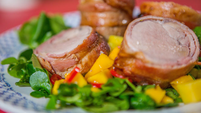 Svinjetina s mangom i pepperoncinom