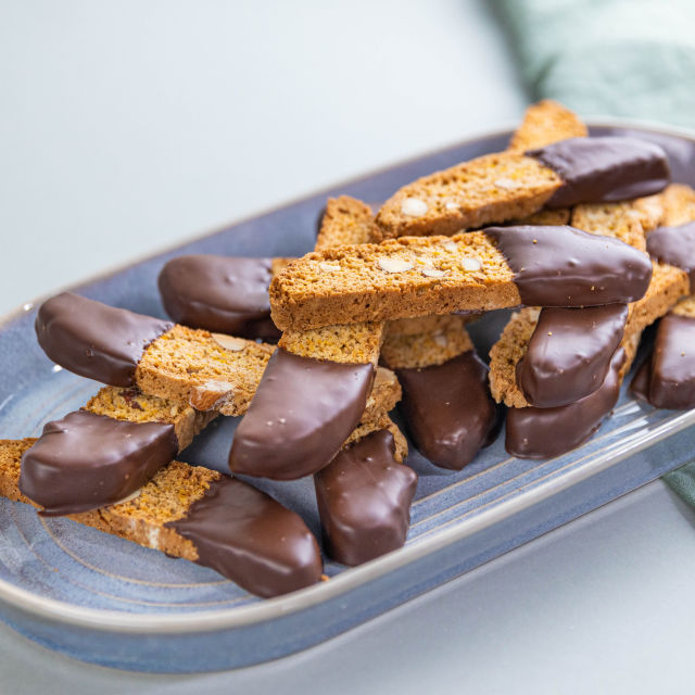 Biscotti s narančom i bademima