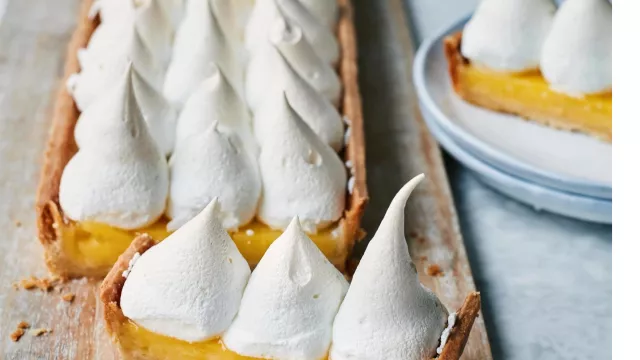 Pita od limunovih i limetinih puslica