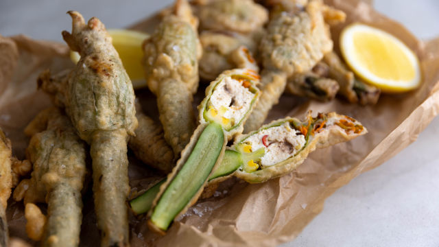 Punjeni cvjetovi tikvica