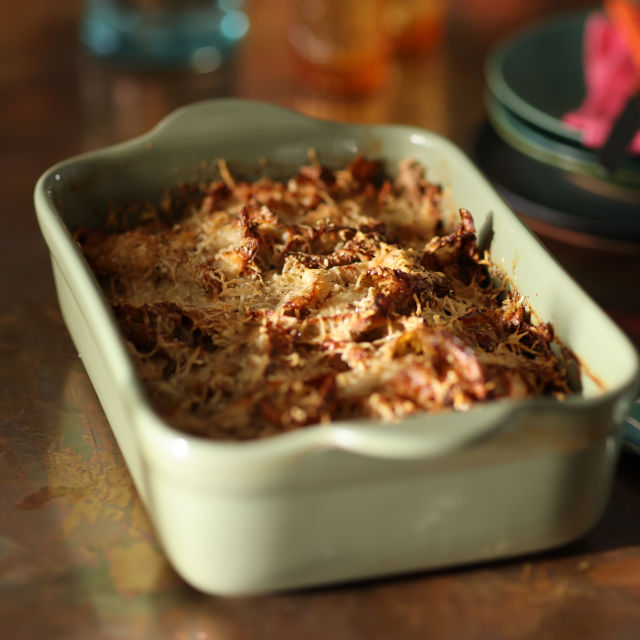 Zapečeni luksuzni krumpir u slojevima