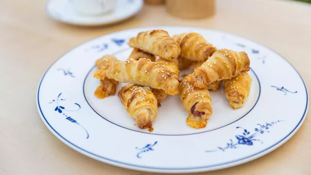 Mini kroasani sa šunkom i sirom