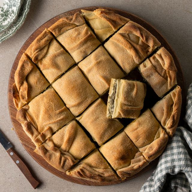 Grčka pita od špinata i fete – spanakopita