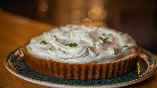 Pita od limete s kokosom i metvicom