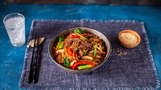 Recept za korejske japchae rezance