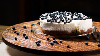 Limão e Mirtilos em Bolo e Mousse