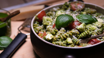 Fusili Integral de Atum com Pesto de Grelos