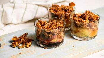 Maçã Assada, Granola e Xarope de Vinho do Porto (S/ Glúten e S/ Lactose)