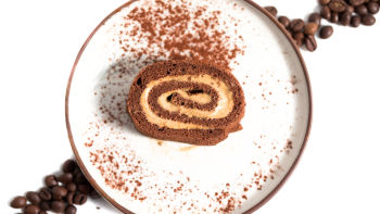 Torta de Cacau e Café com Calda de Limão