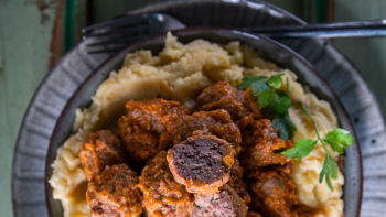 Almôndegas com Puré de Batata