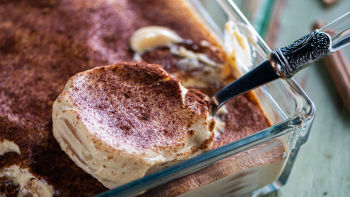 Leite Creme com Bolacha Maria em Camadas