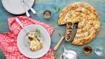 Tarte Borek com Beringela, Espinafres e Feta