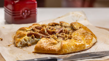 Tarte Rústica de Pêra e Queijo Azul