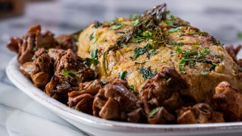 Coelho frito com Migas