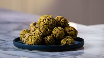 Bolinhos de Curgete e Azeitona