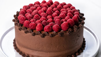 Bolo de Chocolate Recheado