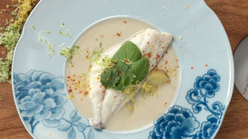 Sopa Oriental De Dourada