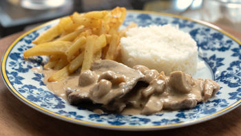 Bifinhos Com Cogumelos