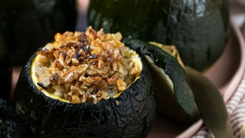 Curgete Recheada com Arroz Selvagem e Shitake