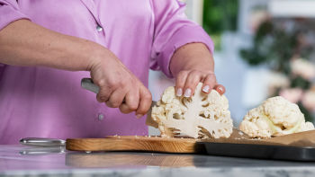 Couve-Flor no Forno com Salada de Lentilhas, Couves e Maçã