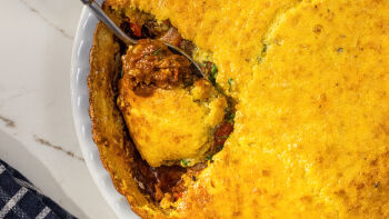 Empadão de Frango com Crocante de Milho