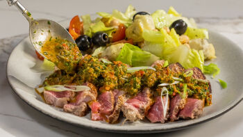 Vazia Grelhada com Molho Chimichurri