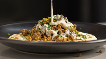 Flatbread com Novilho e Tahini