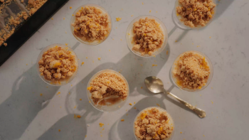 Pudim de Leite com Laranja e Amêndoa