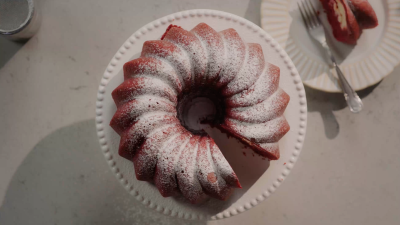 Bolo Red Velvet com Recheio de Cheesecake