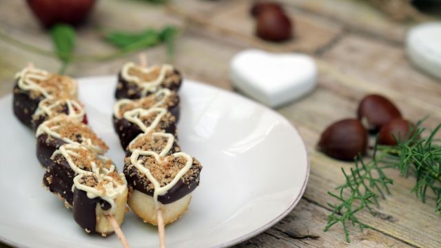 Espetada de Fruta com Chocolate