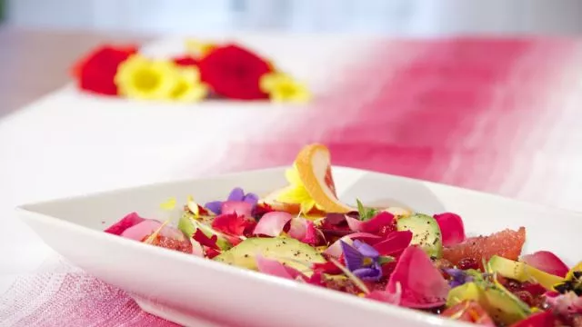 Salada de Frutas e Flores