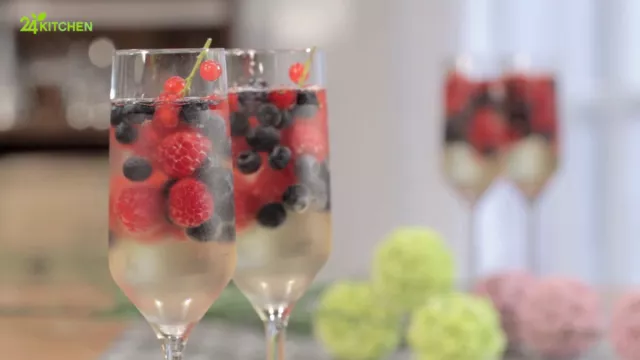 Gelatina de Champanhe e Frutos Vermelhos