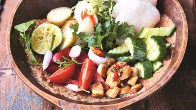 Gorgeous gado-gado