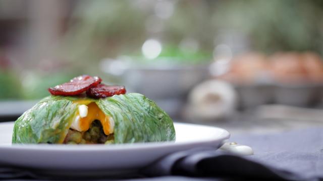 Trouxas de Ervilhas com Ovo Escalfado