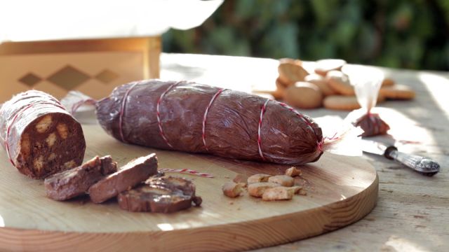 Salame de Chocolate com Gengibre