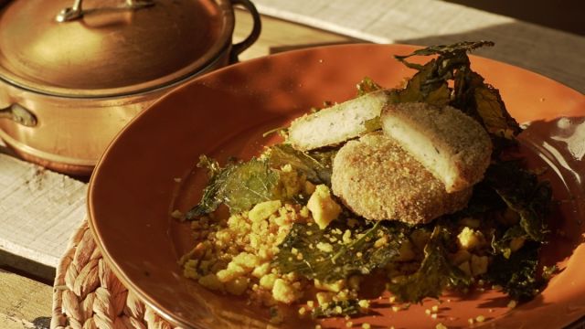 Hambúrguer de Bacalhau com Crosta de Broa