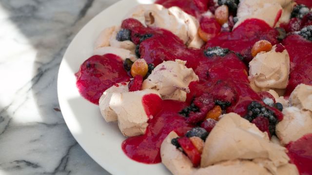 Pavlova de Frutos Silvestres