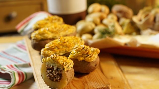 Batata recheada com carne