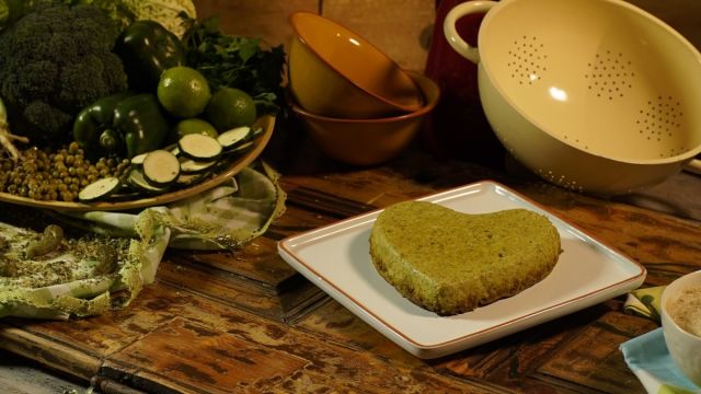 Flan de bróculos com puré de lentilhas